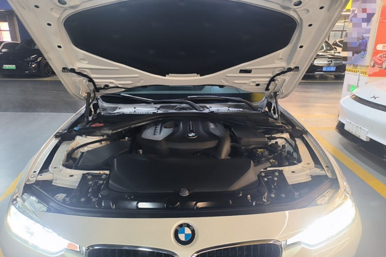 BMW 3 Series 2017 #30 BMW 3 Series 2017 car image #30