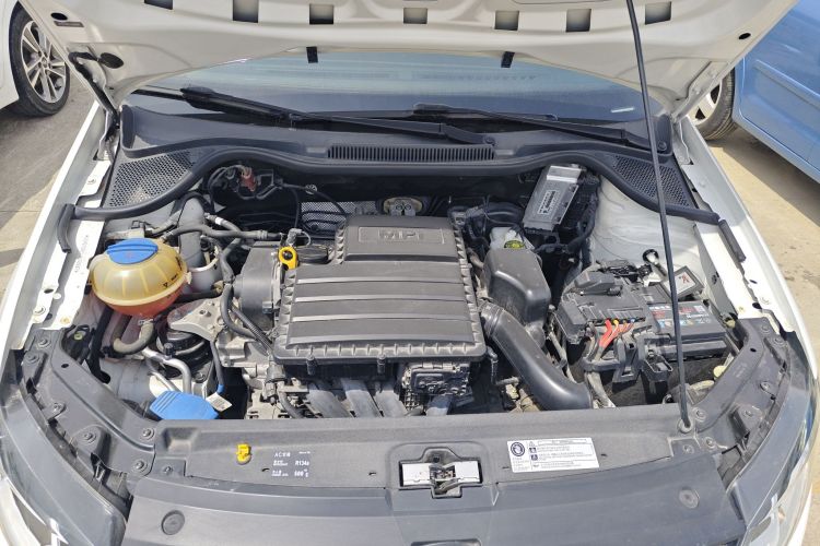 Volkswagen Polo 2018 صورة سيارة #22