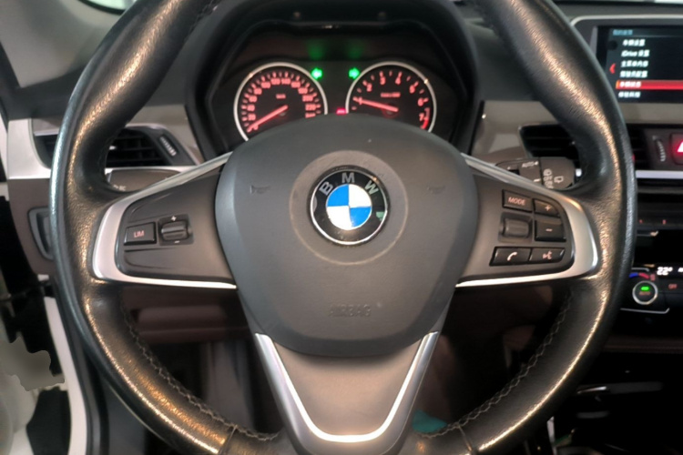 BMW X1 2018 #15 BMW X1 2018 car image #15