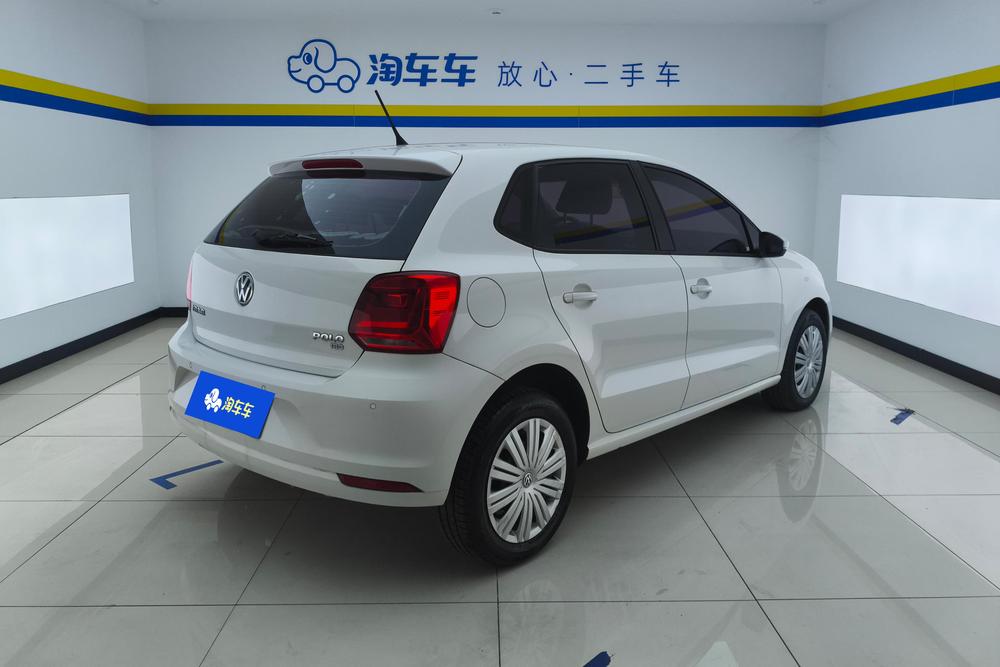 Volkswagen Polo 2017 car image #3