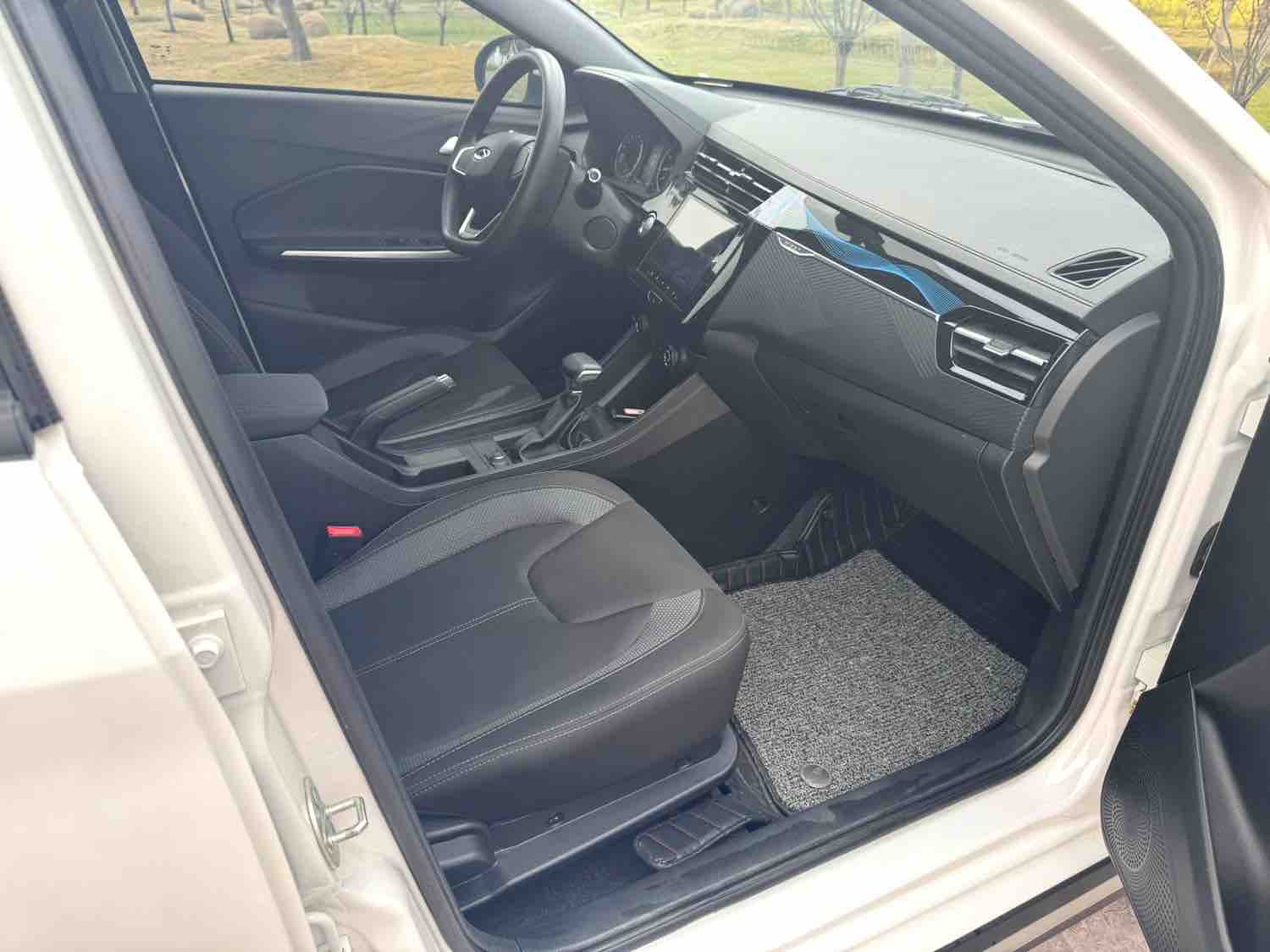 Chery Tiggo 5x 2025 car image #12