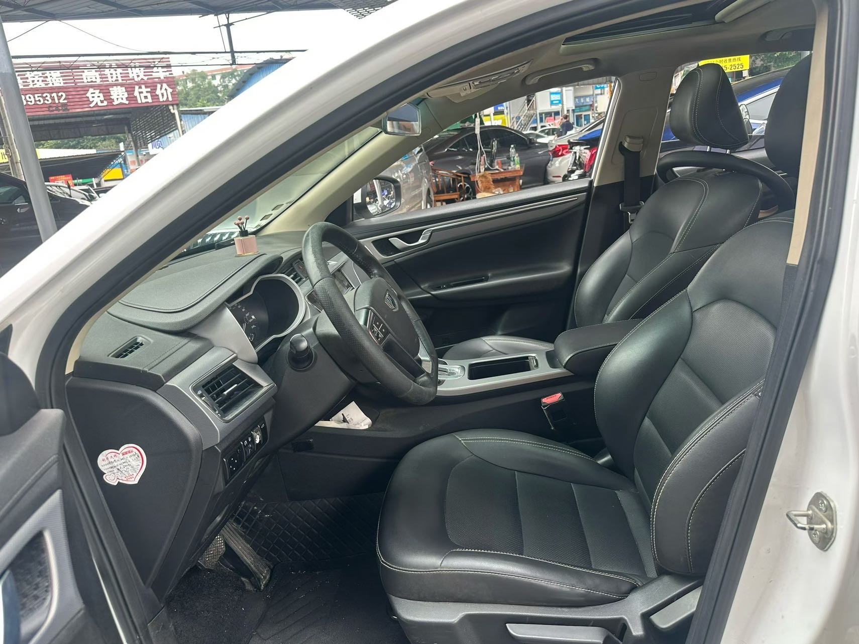 GEELY Emgrand GL 2018 car image #3