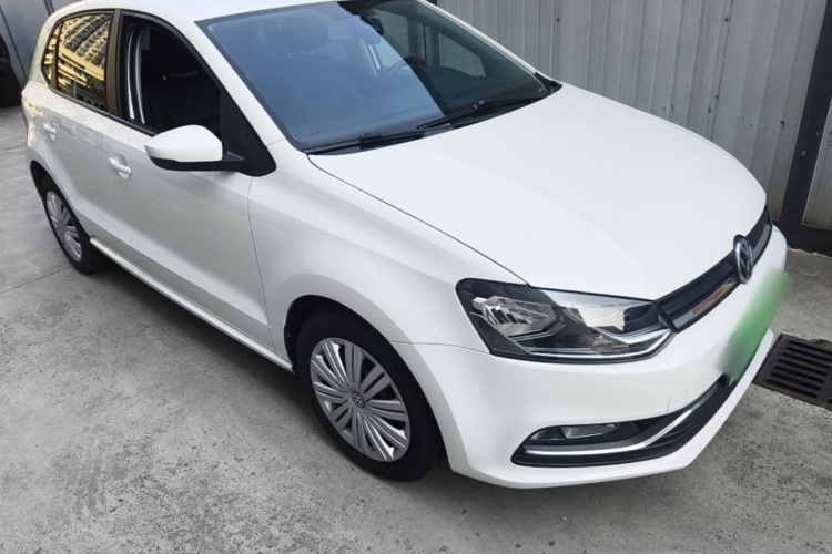 Volkswagen Polo 2019 car image #4