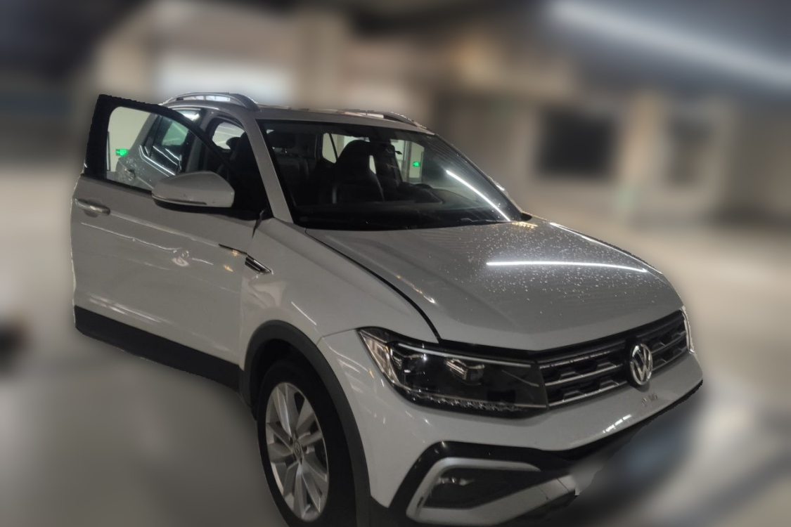 Volkswagen T-Cross 2019 car image #2