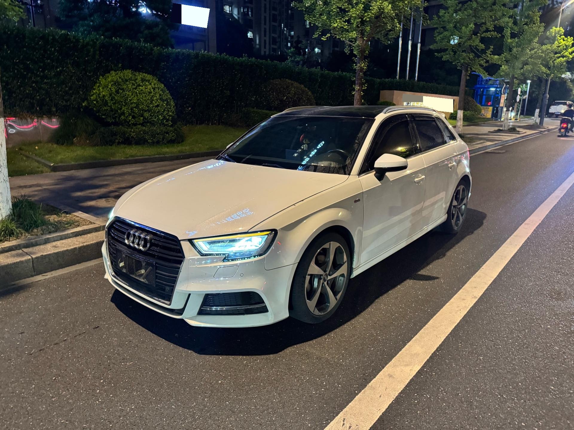 2017 2017 car image