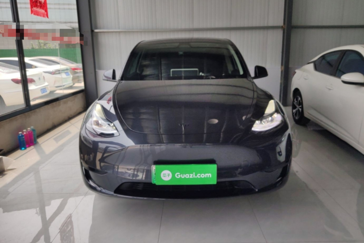 Tesla Model Y 2024 car image #3