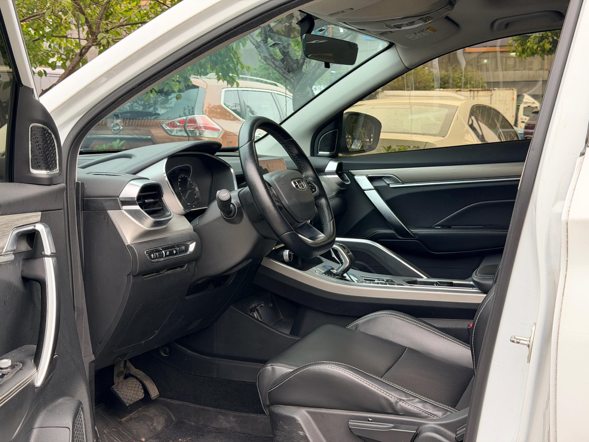 GEELY Coolray 2019 #6 GEELY Coolray 2019 car image #6