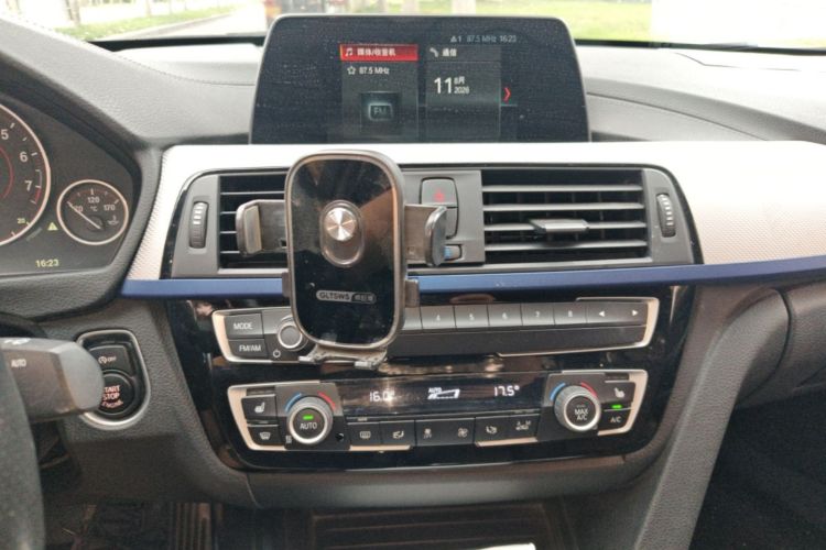 BMW 3 Series 2019 #13 BMW 3 Series 2019 immagine di auto #13