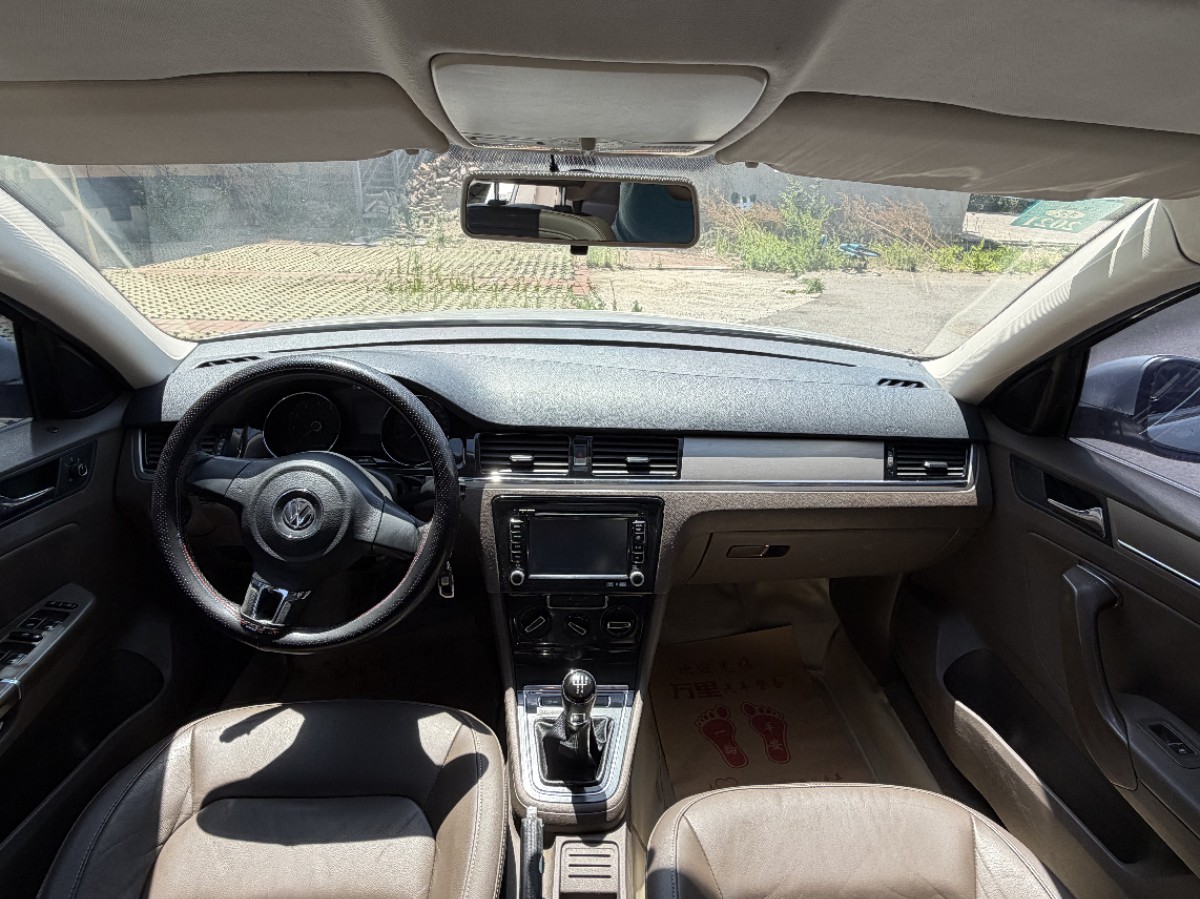 Volkswagen Bora 2013 #9 Volkswagen Bora 2013 изображение автомобиля #9