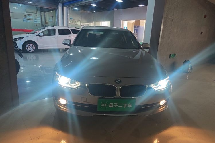 BMW 3 Series 2015 #3 BMW 3 Series 2015 car image #3