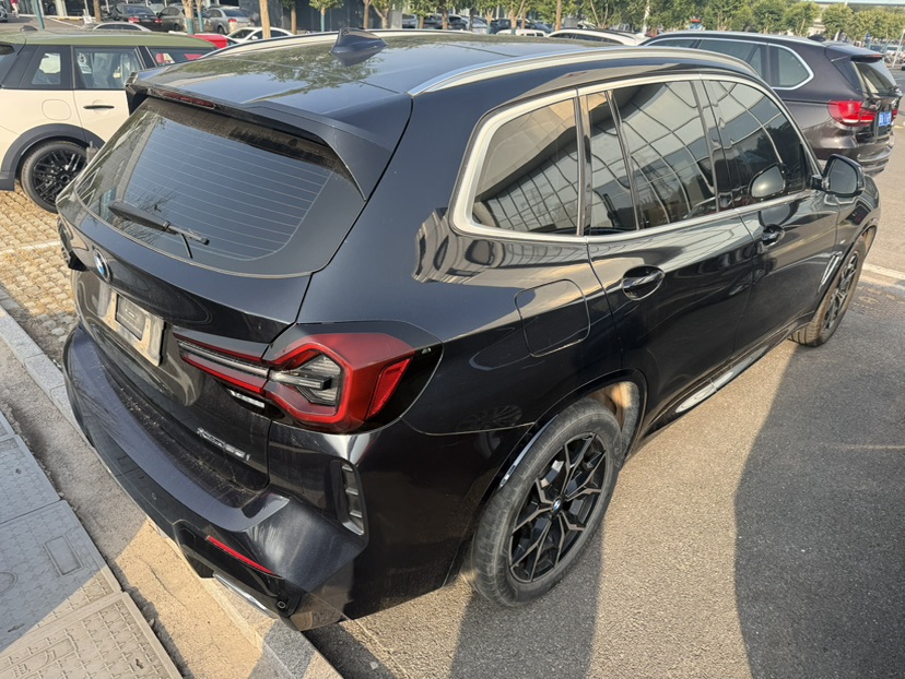 BMW X3 2024 car image #9