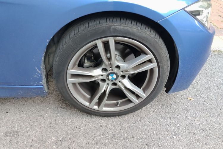 BMW 3 Series 2017 car image #9