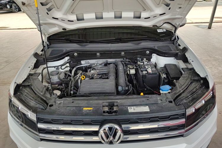 Volkswagen Tharu 2020 car image #22