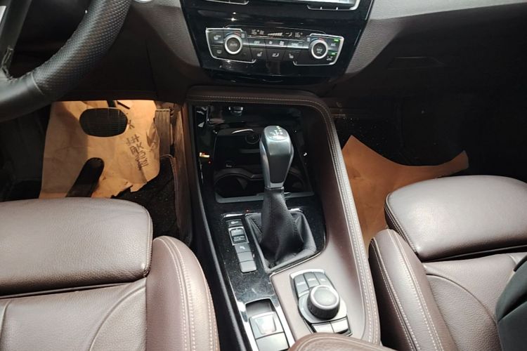 BMW X1 2017 #18 BMW X1 2017 car image #18