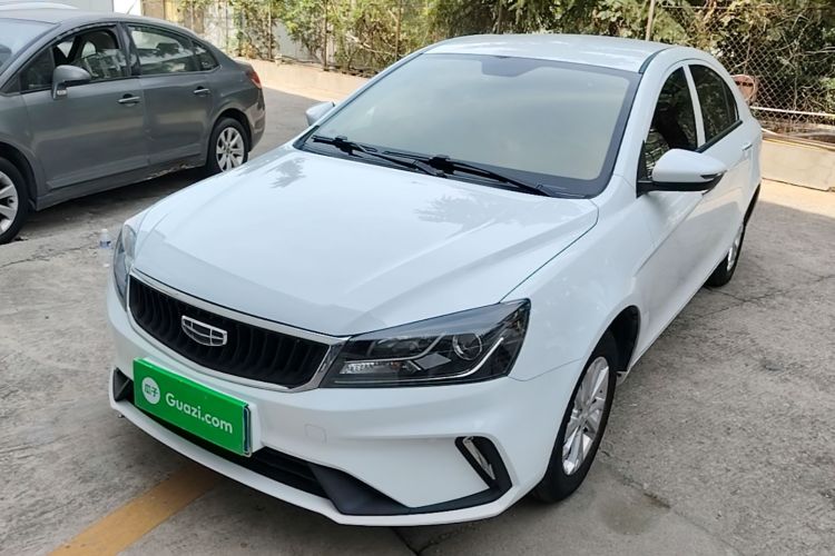 GEELY Emgrand 2021 car image #2