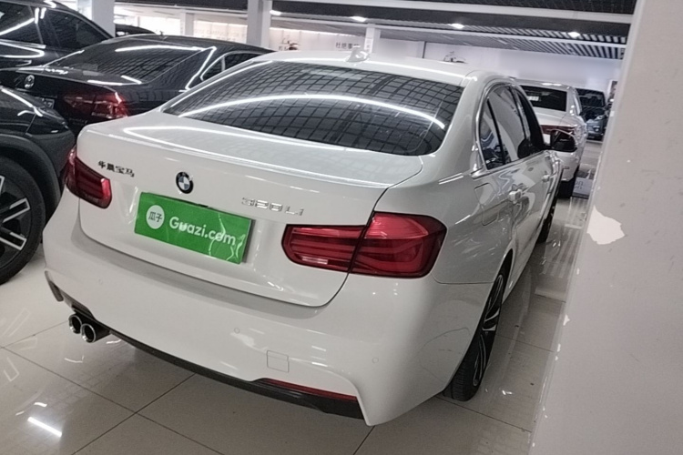 BMW 3 Series 2019 #7 BMW 3 Series 2019 car image #7