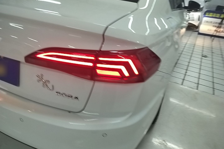 Volkswagen Bora 2020 car image #8