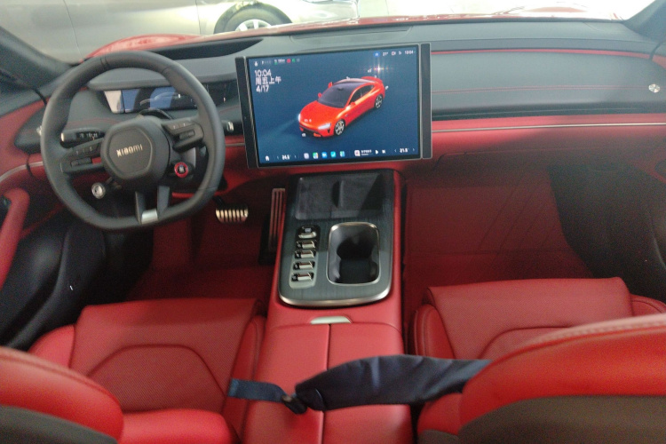 MI SU7 2024 image de voiture #10