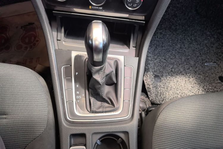 Volkswagen Golf 2018 #14 Volkswagen Golf 2018 car image #14
