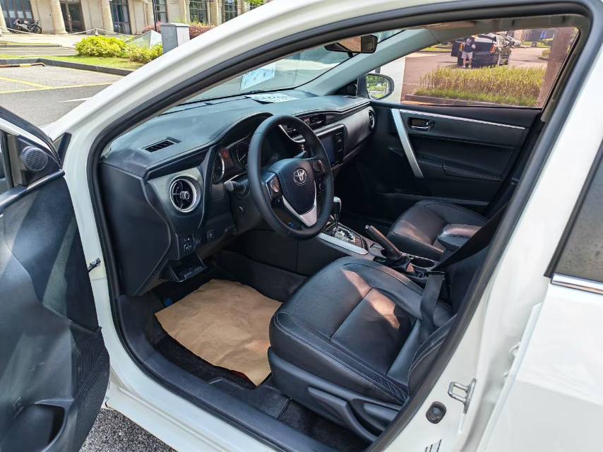 Toyota Corolla 2018 #6 Toyota Corolla 2018 car image #6