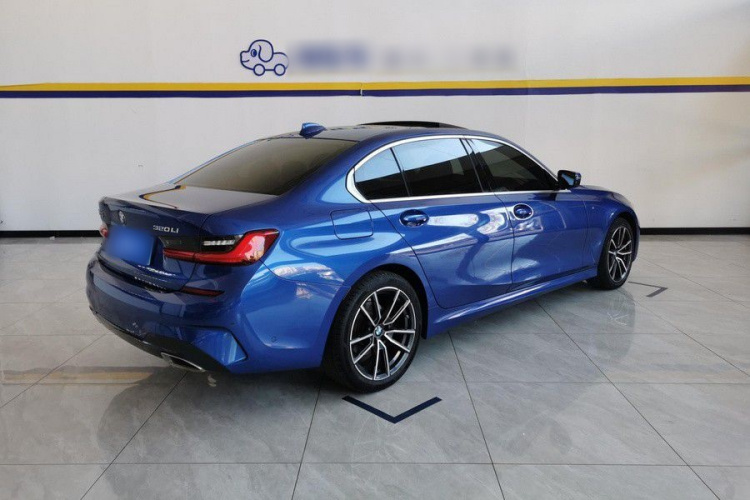 BMW 3 Series 2020 car image #4