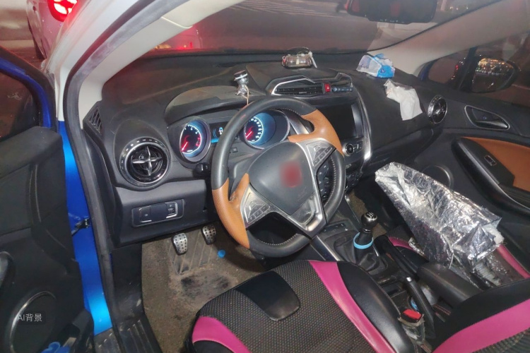 BYD Yuan 2016 car image #12