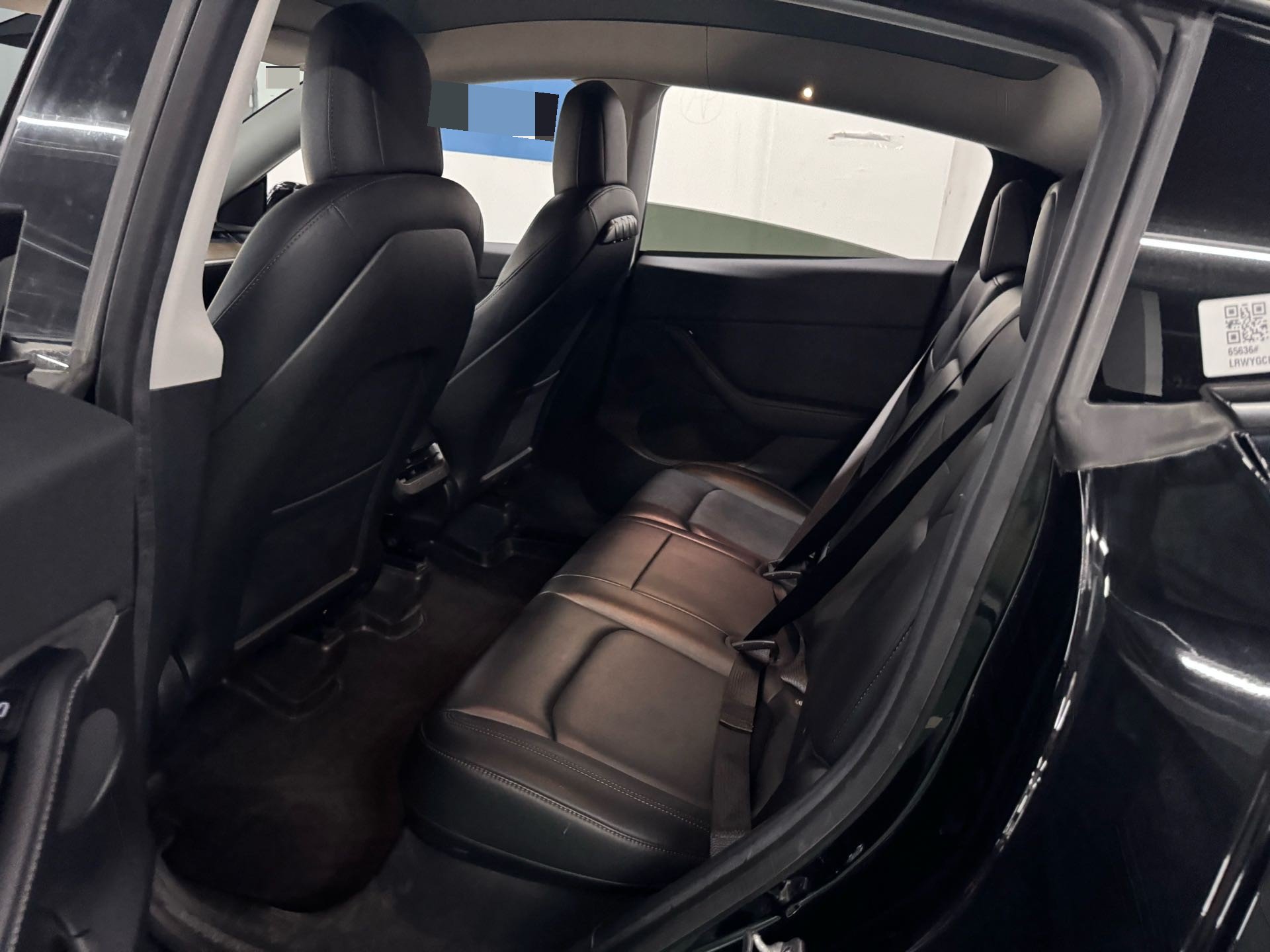 Tesla Model Y 2022 immagine di auto #4