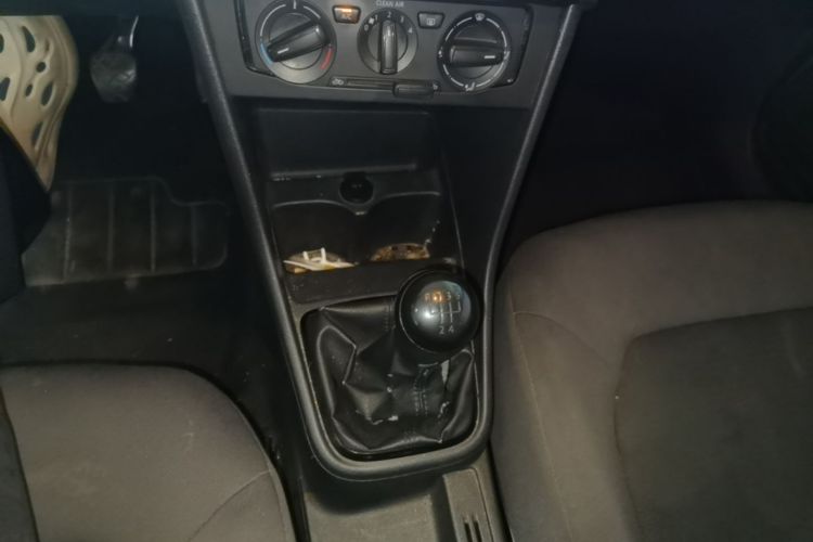 Volkswagen Santana 2016 #14 Volkswagen Santana 2016 car image #14