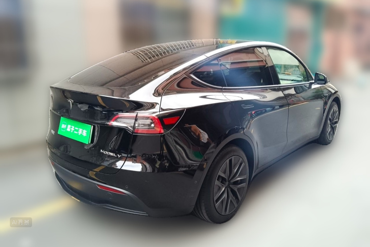 Tesla Model Y 2023 #7 Tesla Model Y 2023 car image #7