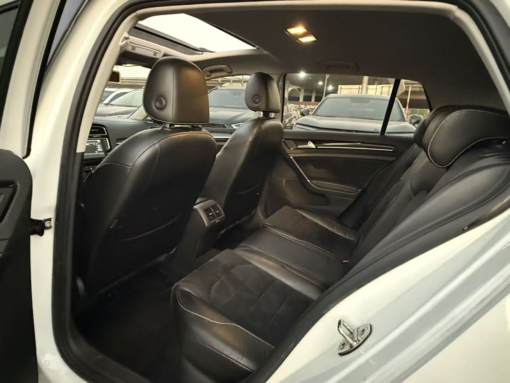 Volkswagen Golf 2015 #6 Volkswagen Golf 2015 صورة سيارة #6