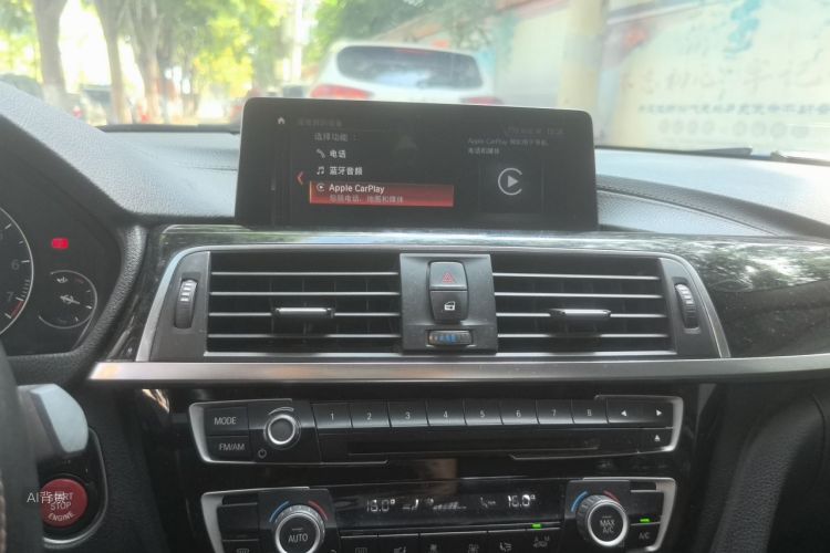 BMW 3 Series 2018 car image #15