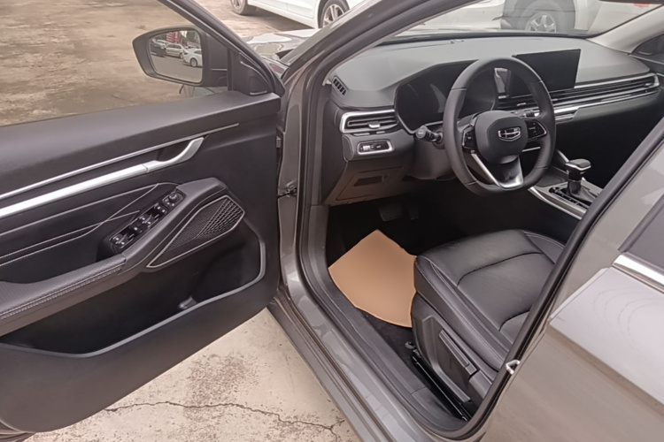 GEELY Emgrand 2022 #16 GEELY Emgrand 2022 car image #16