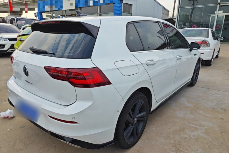 Volkswagen Golf 2021 car image #7