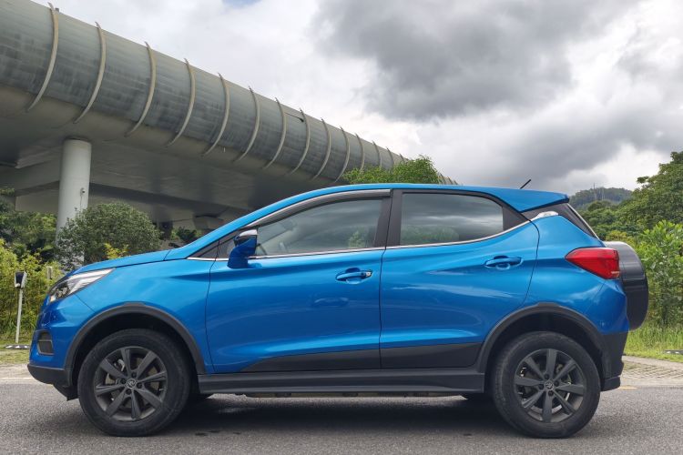 BYD Yuan New Energy 2020 immagine di auto #8