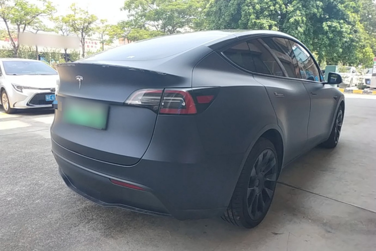 Tesla Model Y 2021 #7 Tesla Model Y 2021 car image #7