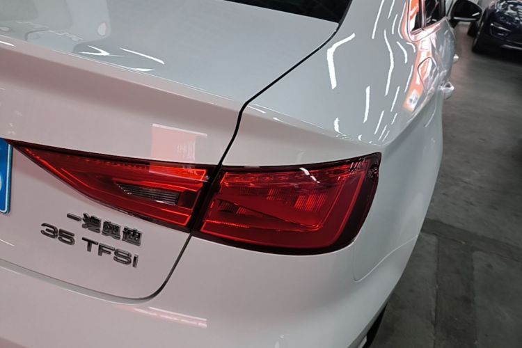 Audi A3 2016 car image #8