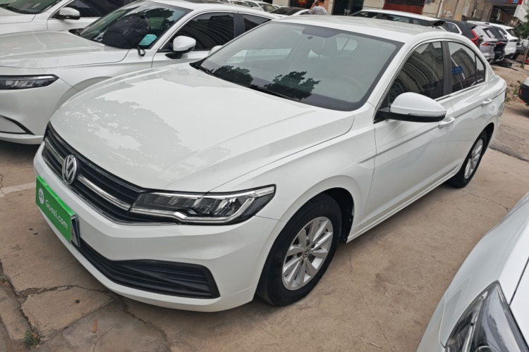 Volkswagen Bora 2019 car image #2