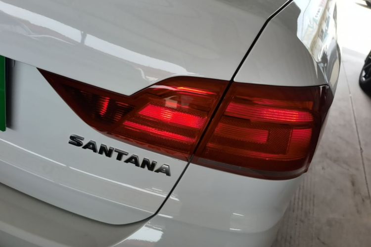 Volkswagen Santana 2018 car image #8