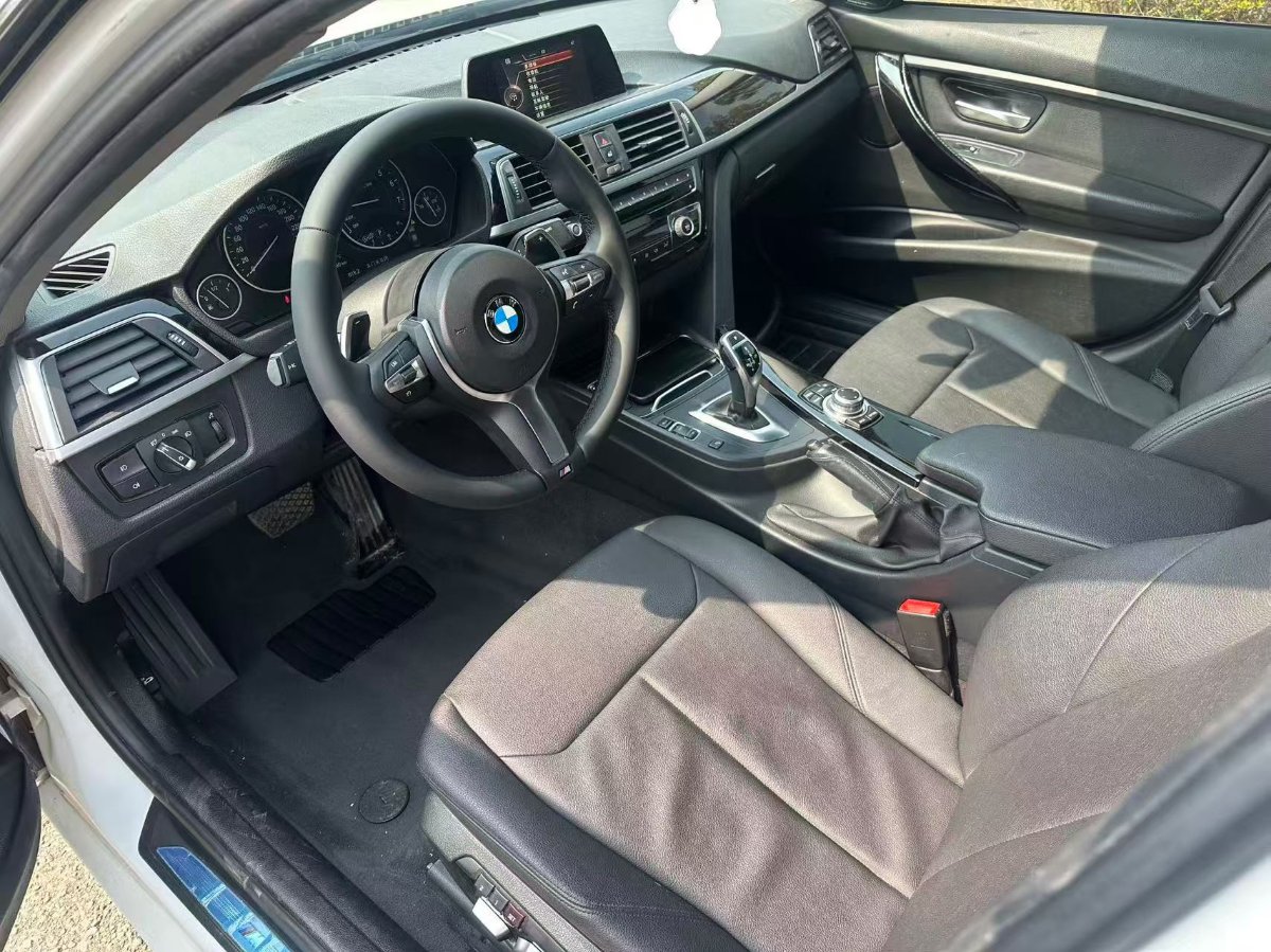 BMW 3 Series 2017 car image #6
