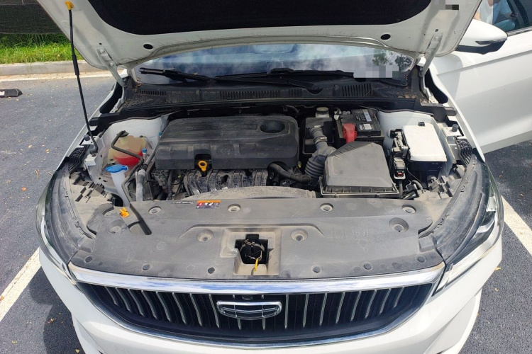 GEELY Emgrand 2021 #18 GEELY Emgrand 2021 car image #18