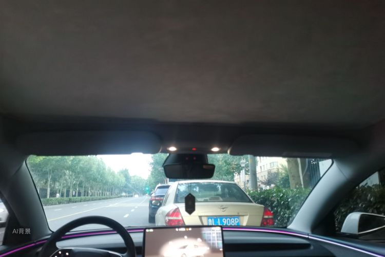 Tesla Model 3 2023 car image #20