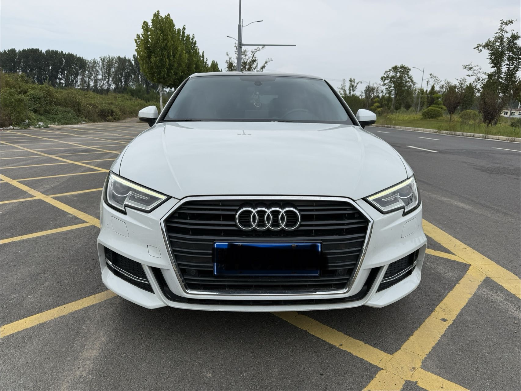 2019 #2 2019 car image #2