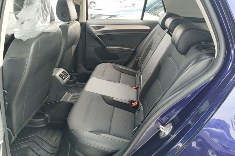 Volkswagen Golf 2018 #17 Volkswagen Golf 2018 car image #17