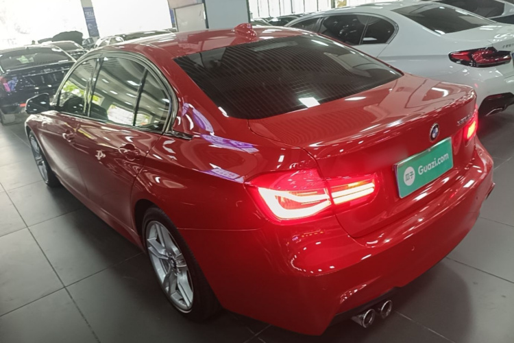 BMW 3 Series 2018 #5 BMW 3 Series 2018 car image #5