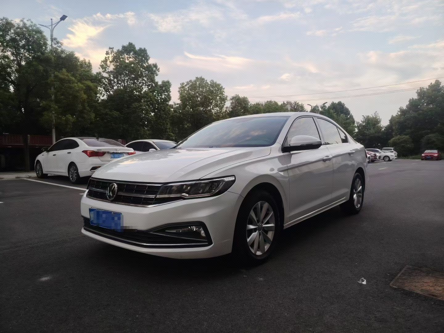2019 2019 car image