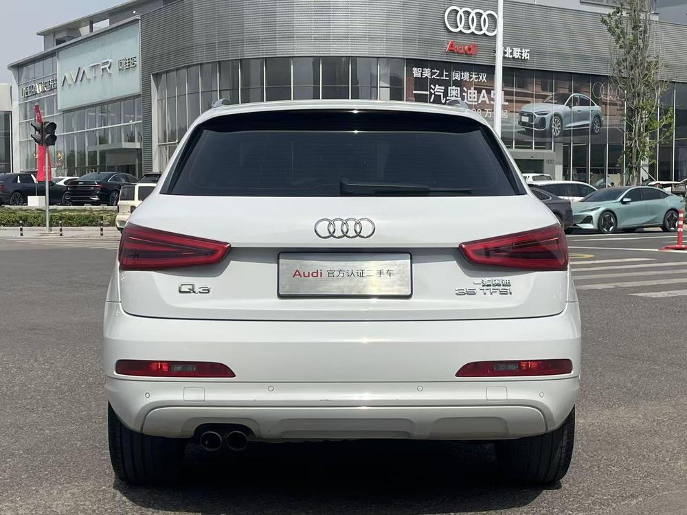 Audi Q3 2015 #4 Audi Q3 2015 car image #4