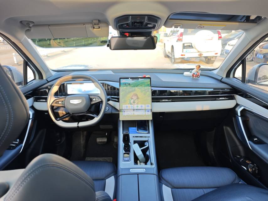GEELY Boyue L 2025 car image #5