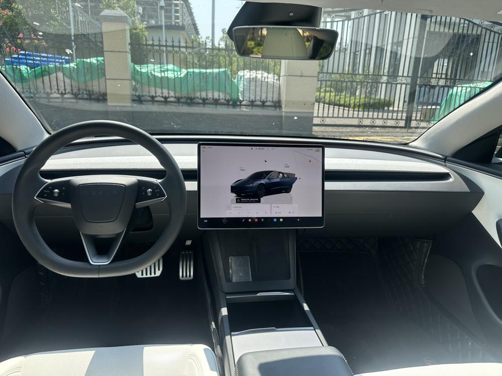 Tesla Model 3 2025 #8 Tesla Model 3 2025 изображение автомобиля #8