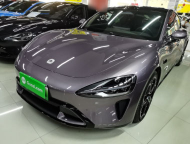 MI SU7 2024 car image 