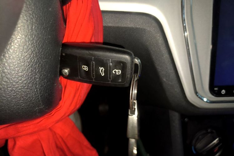 Volkswagen Lavida 2017 car image #9